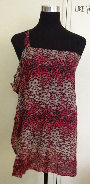 RED LEOPARD Nursing Cover