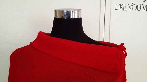 RED WITH COLLAR Momcho
